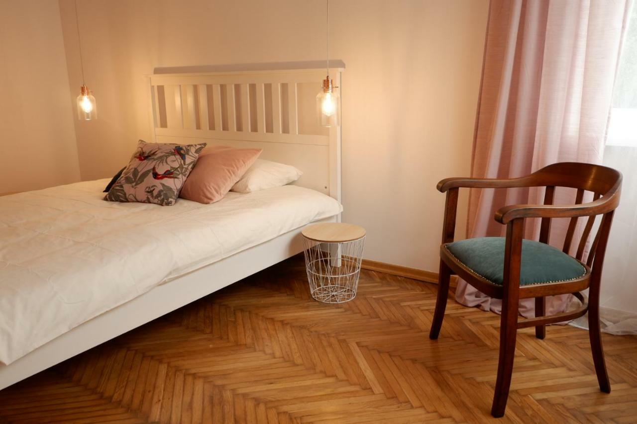 Singer Apartment Old Town Краков Экстерьер фото